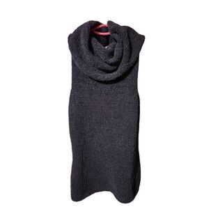 Pierre cardin S sleeveless turtleneck